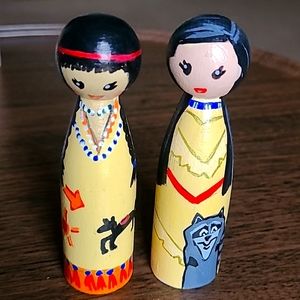 New! Wooden dolls. Native American Girls,hand painted,2 pcs.sets